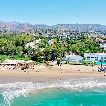 2033 Modern 3 Bed Large Terrace With Sun Loungers Apartment Marbella